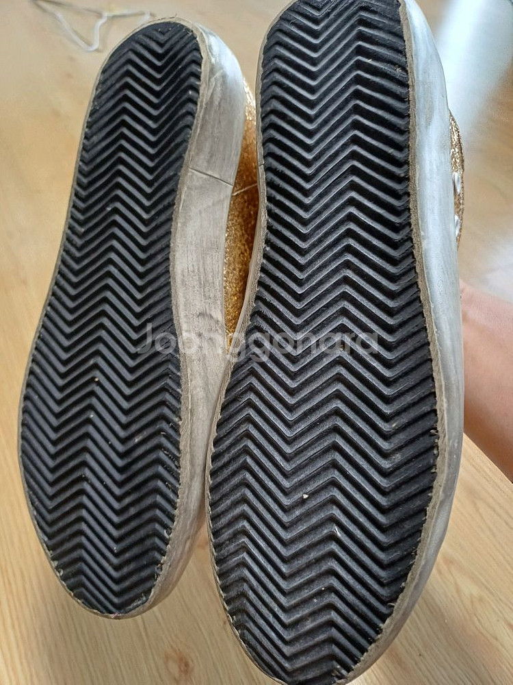 골든구스 골드 글리터 스니커즈 정품!39사이즈245!--5