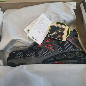 k2-60 안전화 255mm