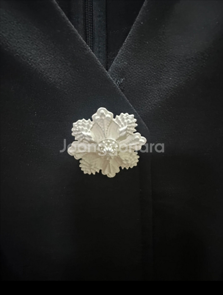 베스티벨리 77 블랙 원피스--1