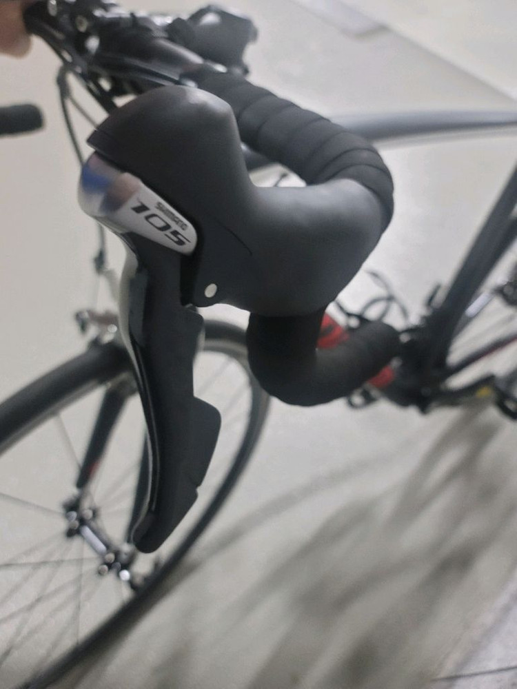 스페셜라이즈드 타막스포츠 이미지