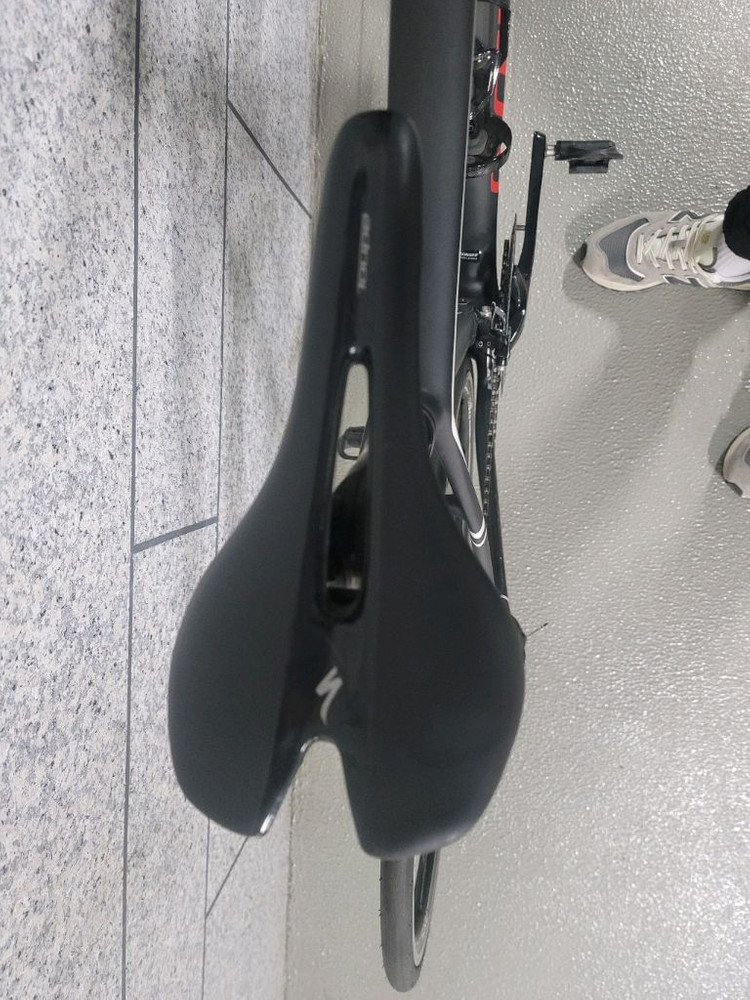 스페셜라이즈드 타막스포츠 이미지