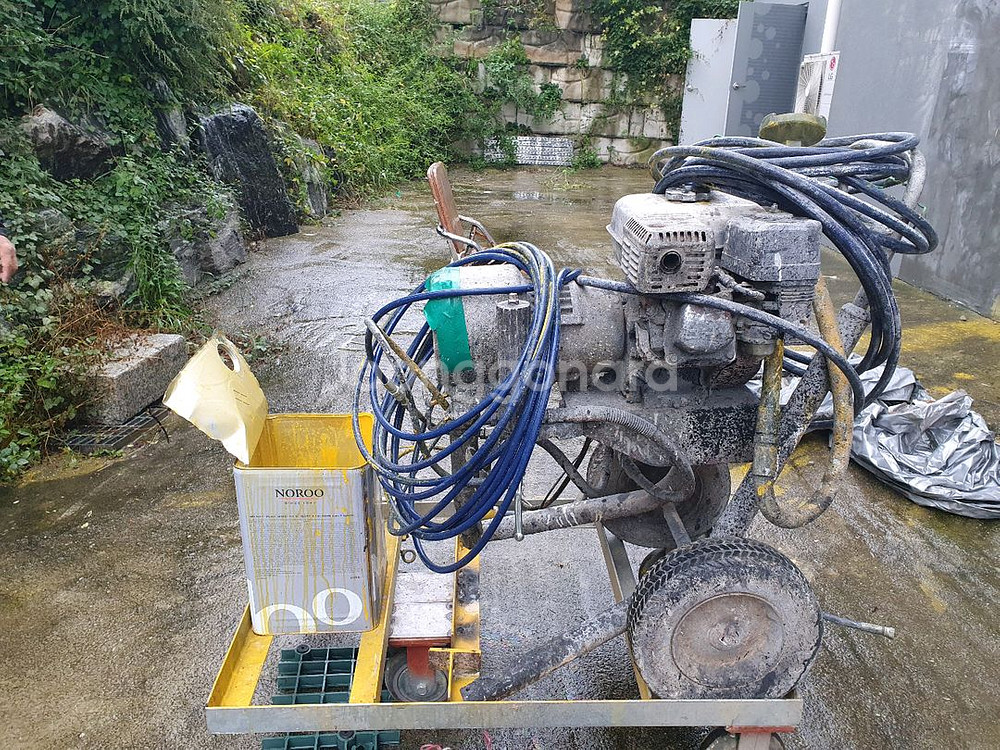 엔진 에어리스 GM 5000 및 이동식 차선도색 장비,--2