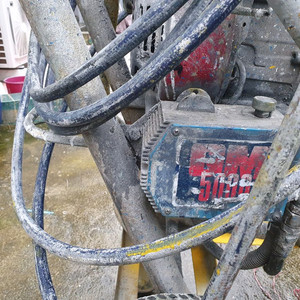 엔진 에어리스 GM 5000 및 이동식 차선도색 장비,