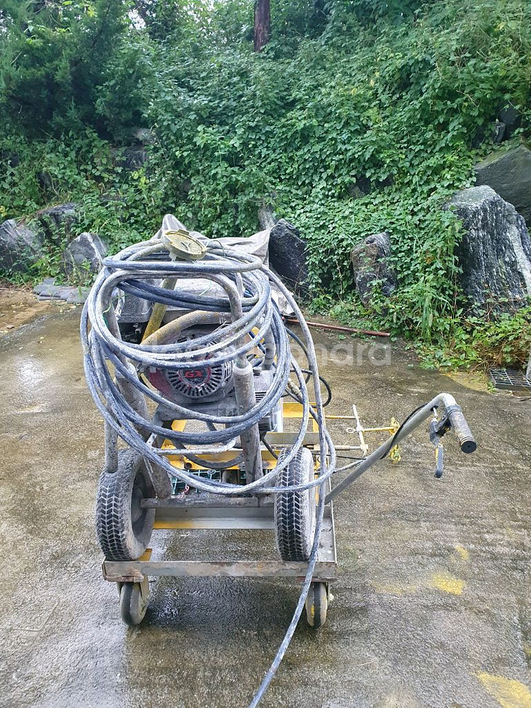 엔진 에어리스 GM 5000 및 이동식 차선도색 장비,--4