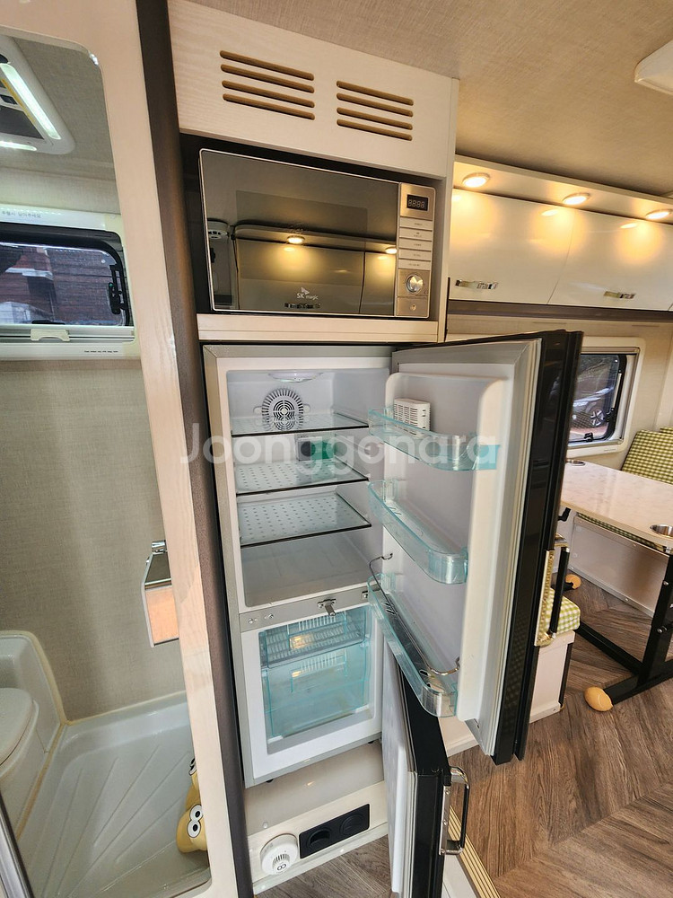 영남캠핑카350 판매 합니다.--6