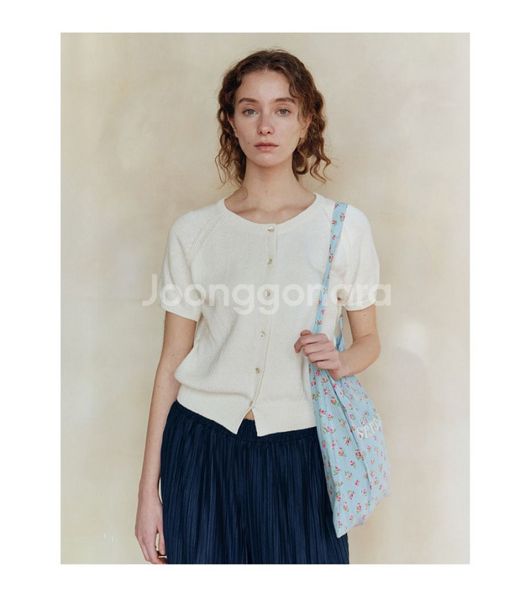 시엔느 sienne 아키 가디건 aki 아이보리 컬러--0