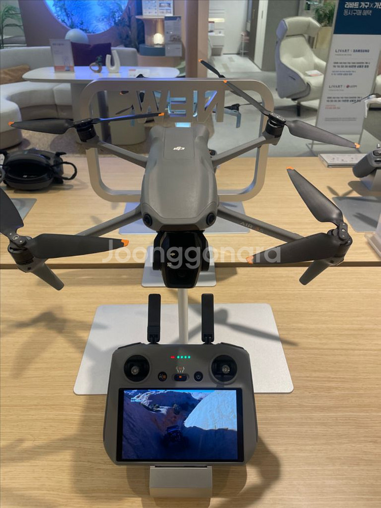 DJI 에어3S 플라이모어콤보 [DJI더현대대구]--0