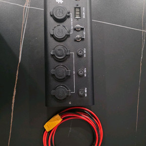 MD홍 퀀텀 멀티 파워탭 12V 파워뱅크 (미사용)