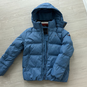 타미힐피거 키즈 다운 푸퍼 패딩 140 사이즈.