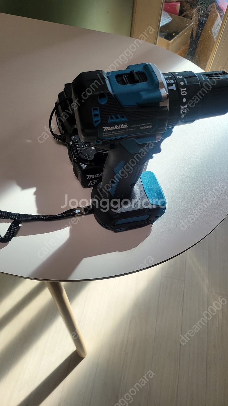 충전 전동드릴 팝니다.--2