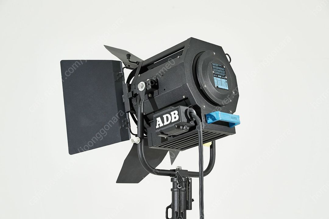 프로포토 어큐트 2R 2400 + 프리즈넬 adb 라이--6