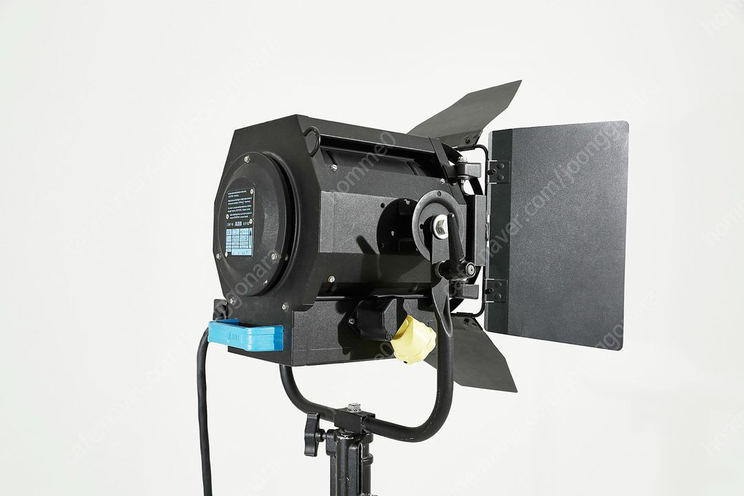 프로포토 어큐트 2R 2400 + 프리즈넬 adb 라이--7