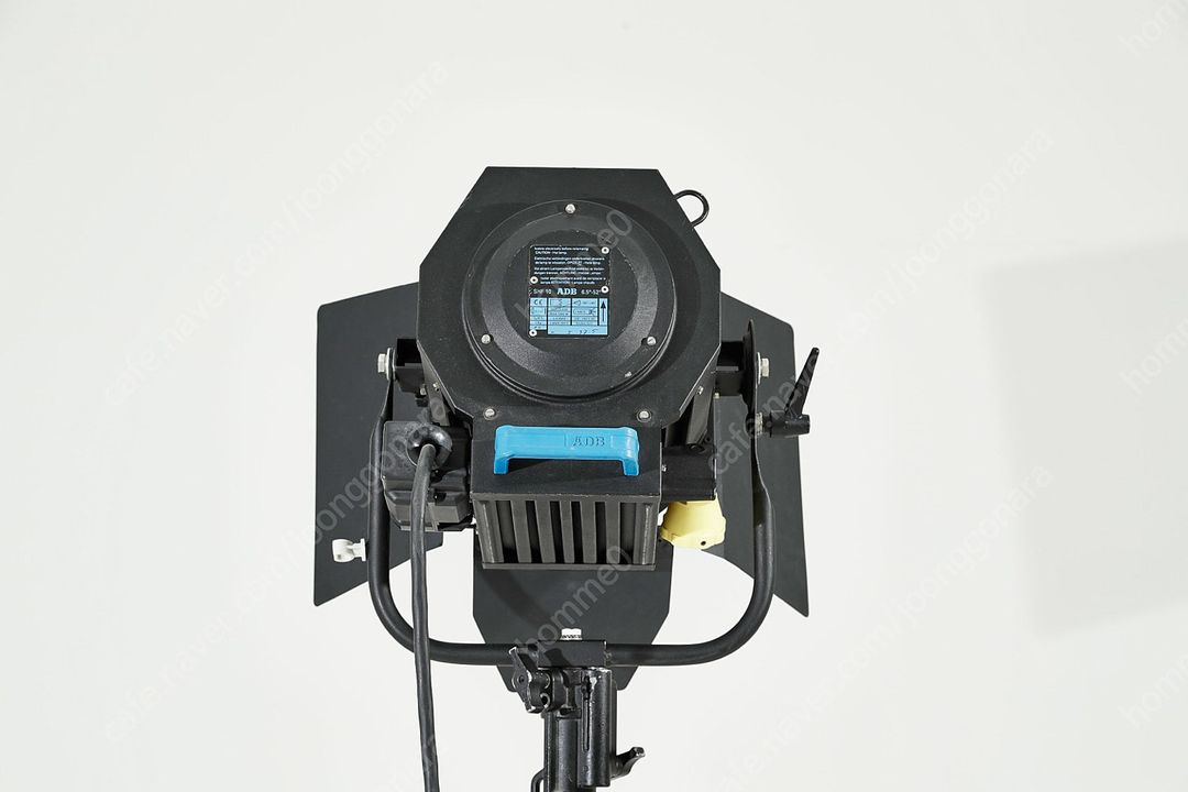 프로포토 어큐트 2R 2400 + 프리즈넬 adb 라이--8