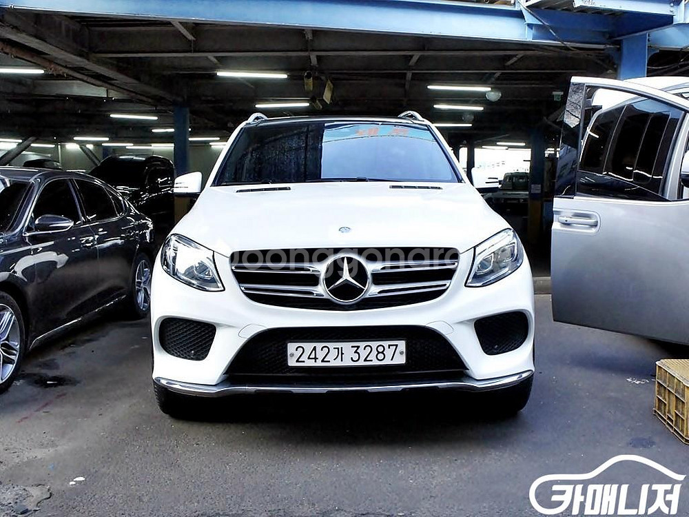 [벤츠]GLE 클래스 W166 GLE 350 d 4MA--0