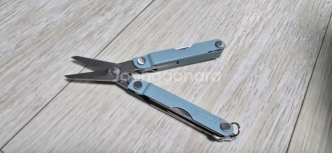 레더맨 MICRA(민트) 10-in-1 키체인 멀티툴--2