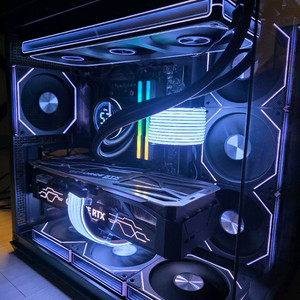 라이젠7 7800X3d rtx4080슈퍼본체