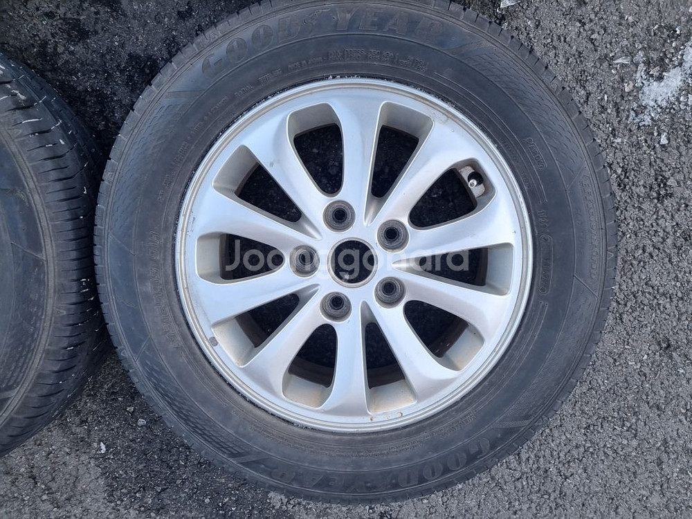 K3 15인치 1956515 중고 휠타이어 팝니다--3