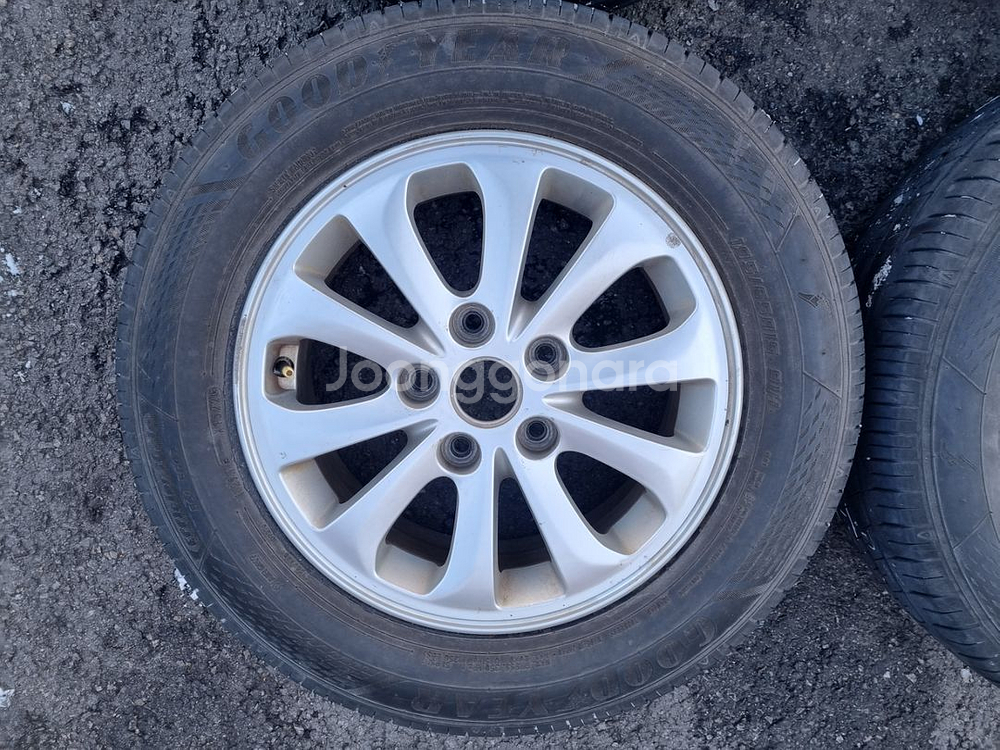 K3 15인치 1956515 중고 휠타이어 팝니다--4