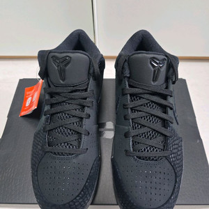 나이키 코비 4 프로트로 블랙 유니버시티 골드260