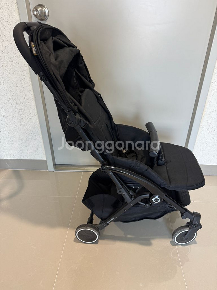타보 베이직 스텝 휴대용 유모차 판매합니다--0