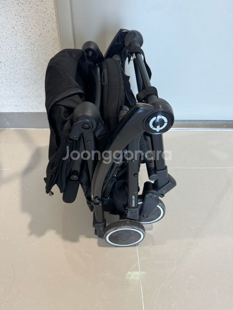 타보 베이직 스텝 휴대용 유모차 판매합니다--5