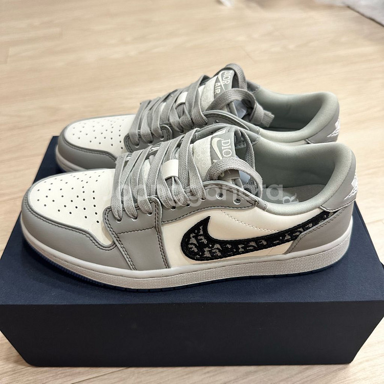나이키 디올 에어 조던 1 로우 OG--3