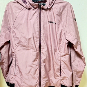 아이더 여자바람막이 상태좋음 55사이즈