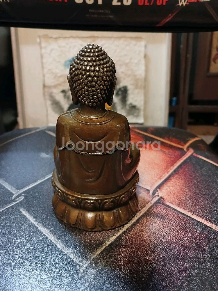 중국에서 제작된 미륵보살 좌불상 높이15가로8센티미터--2