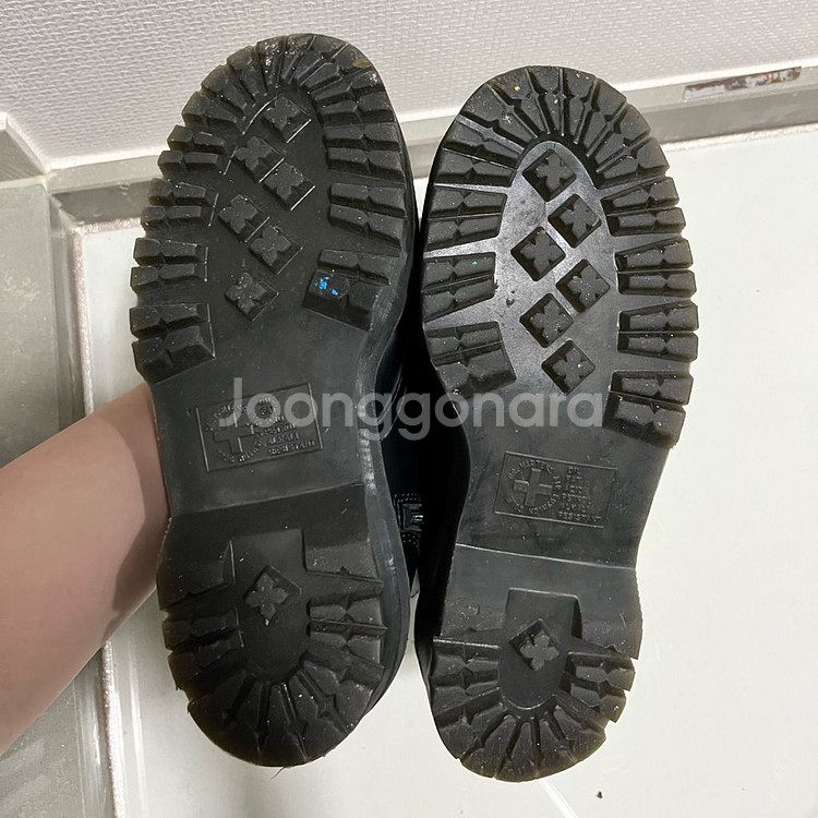 [UK5/240] 닥터마틴 제이든 8홀--8