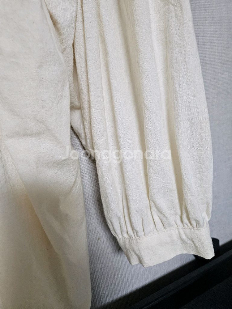 레이스 루즈핏 블라우스--4