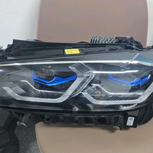 G바디 m4, i4레이저 라이트 양쪽 팝니다