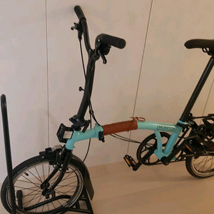 브롬톤 터키쉬그린 19년식 외장3단. 170만 서울