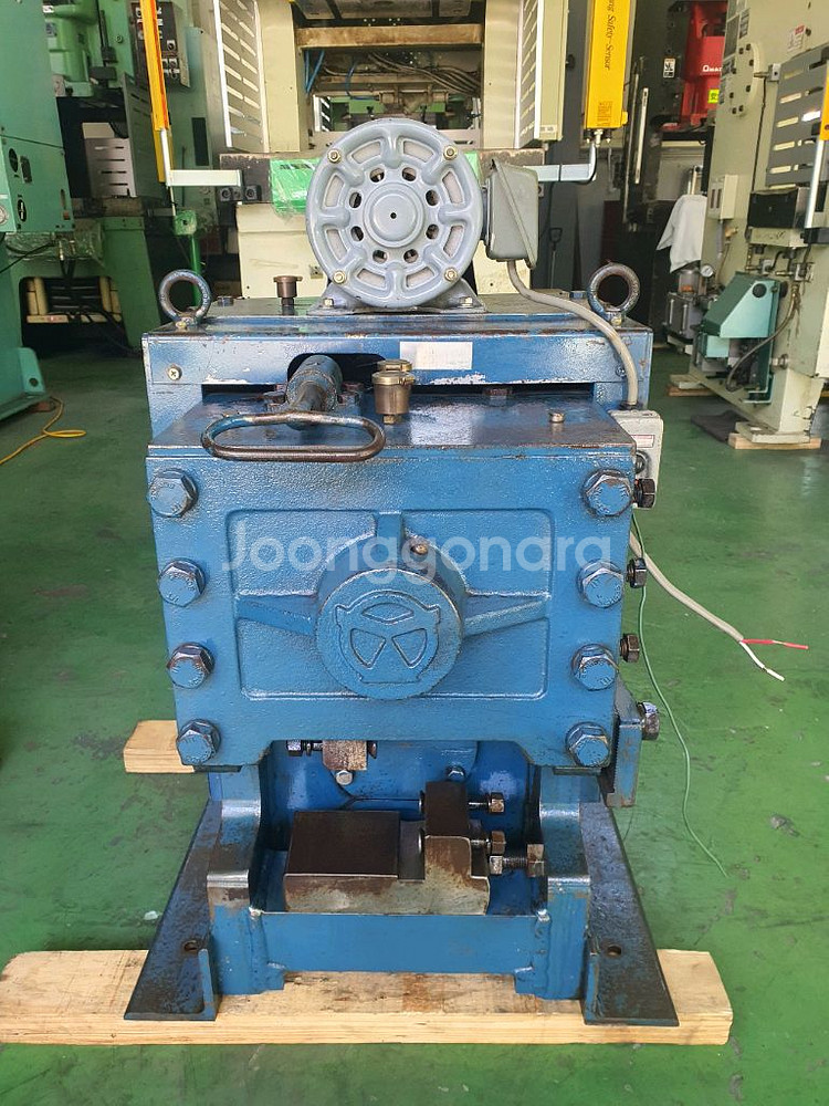 TOYO 철근절단기 C-33--0