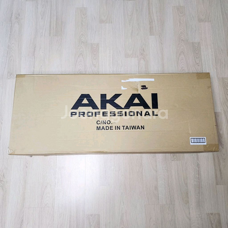 AKAI MPC KEY 61 + 1TB SSD 판매--3