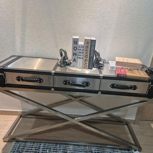 까사알렉시스 캐리어 콘솔 이미지