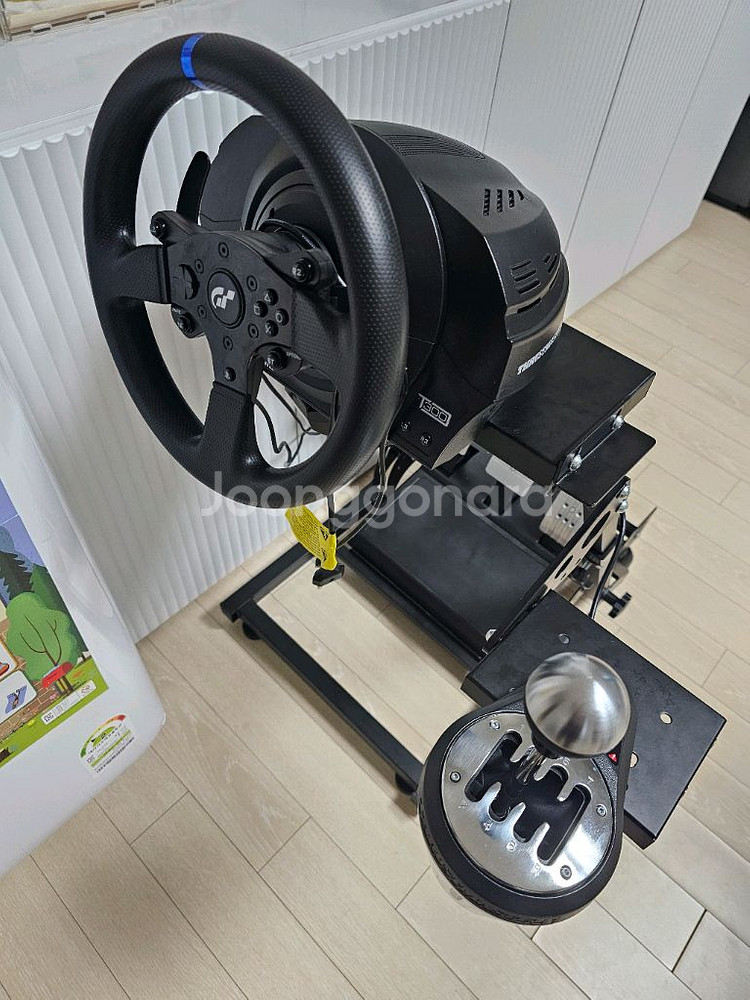 트러스트마스터 t300rs 외 쉬트터 거치대포함--0