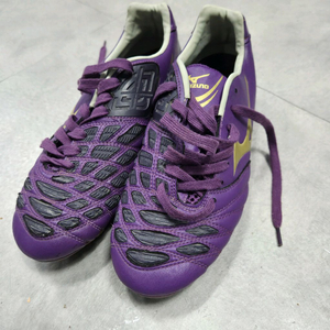 미즈노 이그니터스2 MD 12KP25450 축구화250