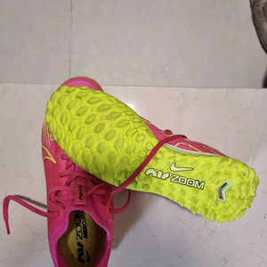 나이키 머큐리얼 베이퍼15tf 프로 260size