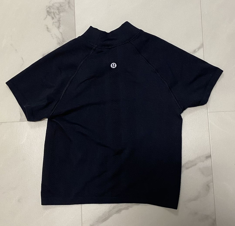 룰루레몬 스위프틀리 모크넥 크롭티 2사이즈--3