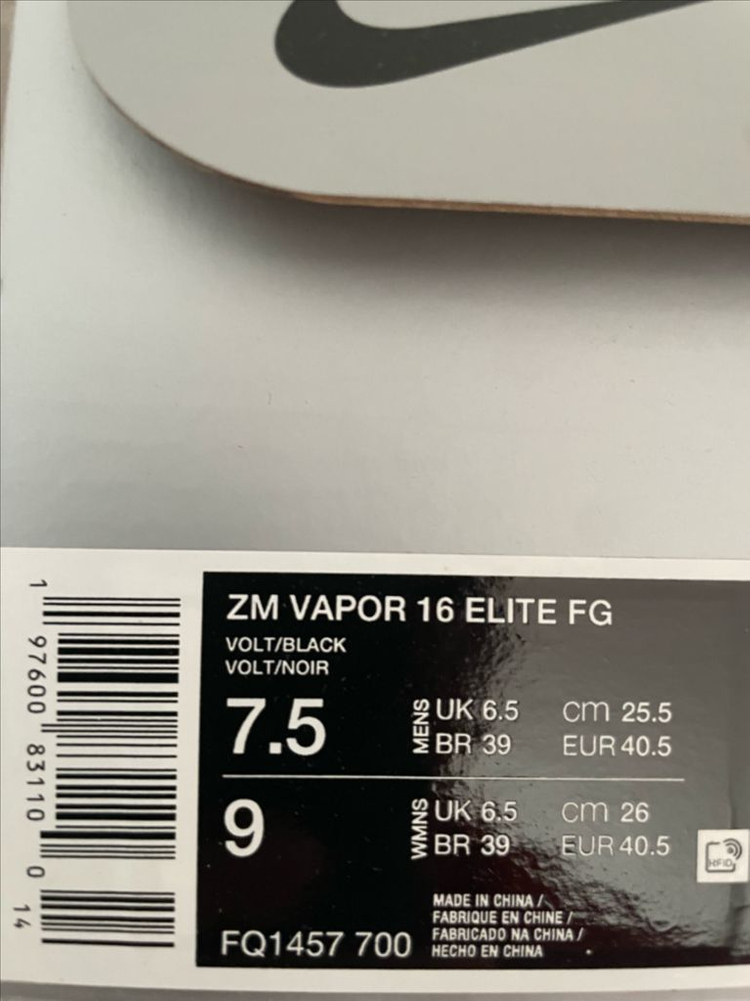 나이키 머큐리얼베이퍼16FG (255) 이미지