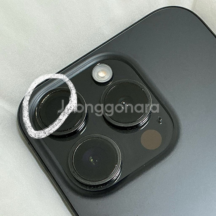 아이폰 15Pro 256GB 블랙 티타늄--3