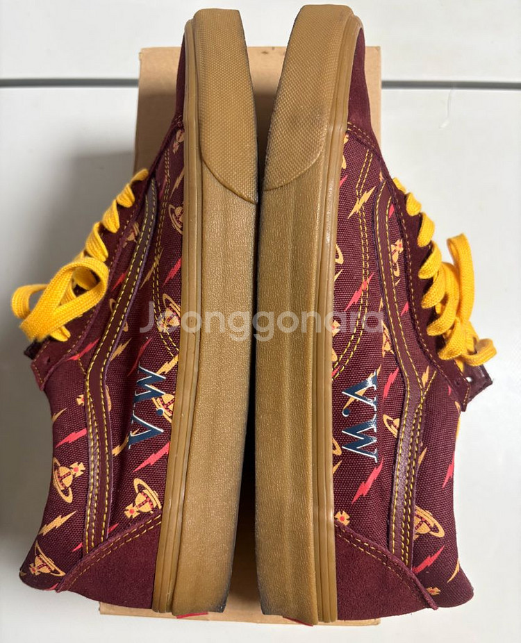 비비안 웨스트우드 X 반스 클래식 올드스쿨 280--1