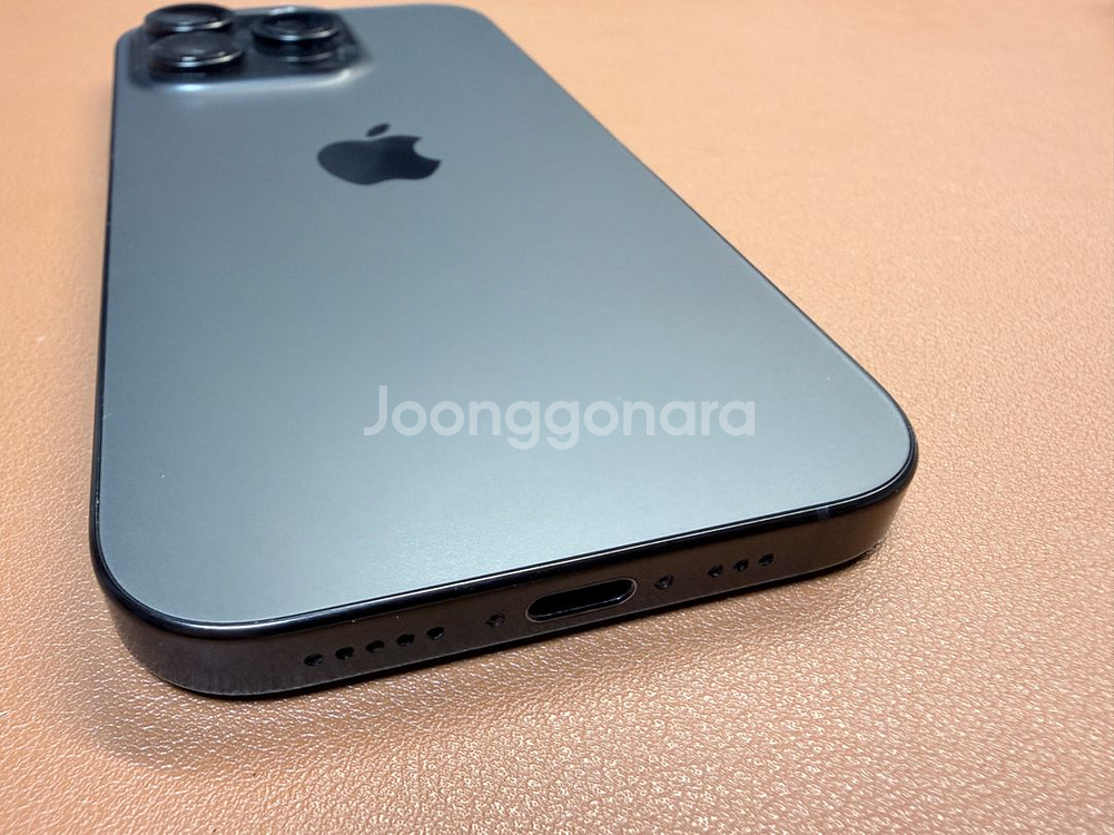 아이폰 16 Pro 1TB 블랙--3