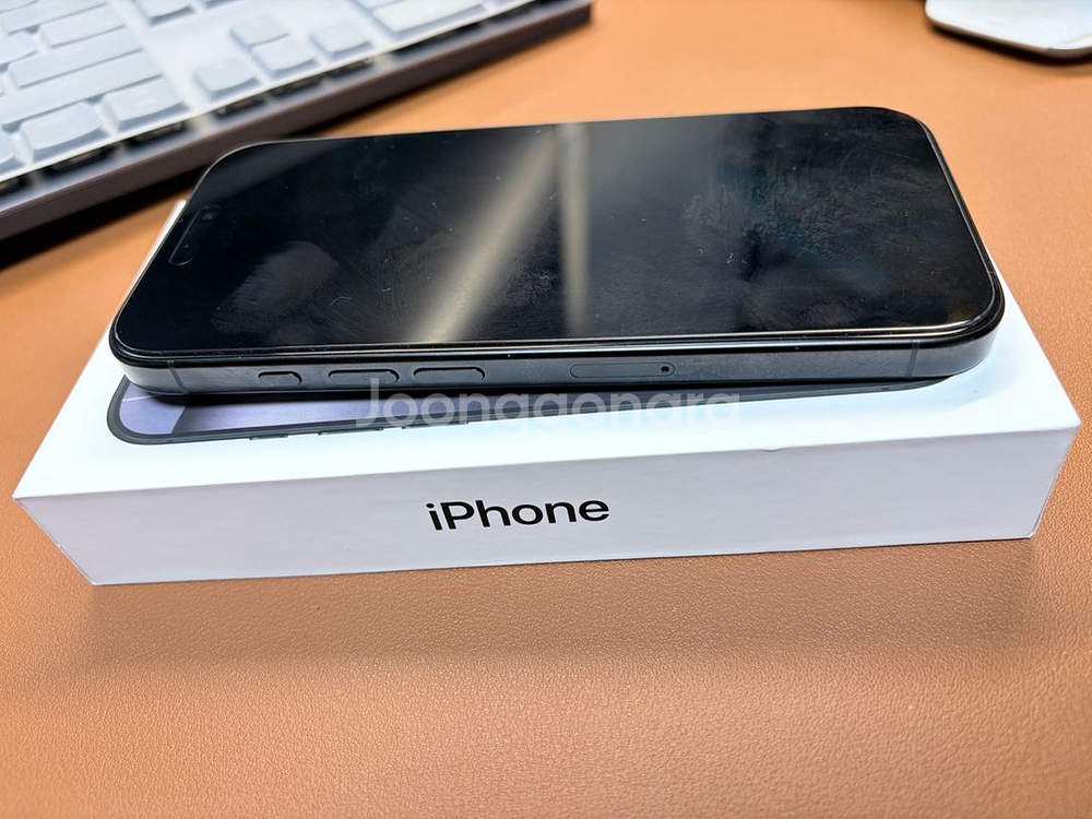 아이폰 16 Pro 1TB 블랙--5