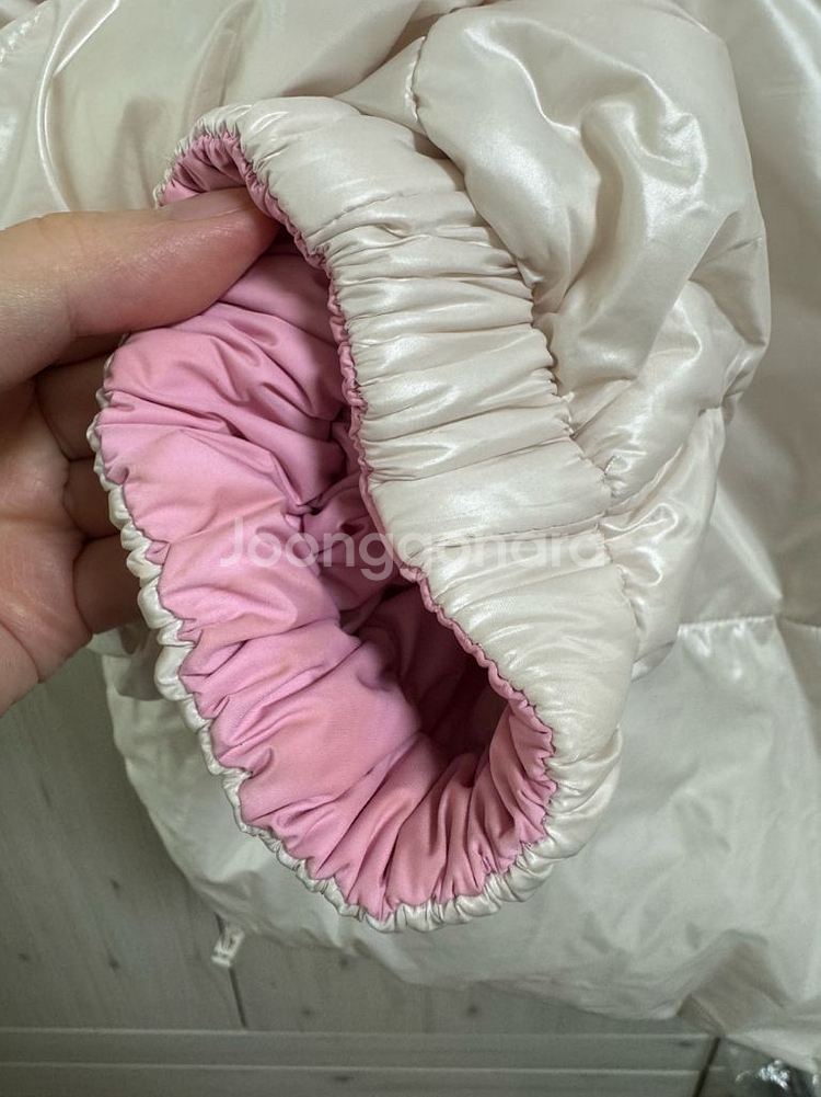 럭키슈에뜨 리버서블 패딩--8