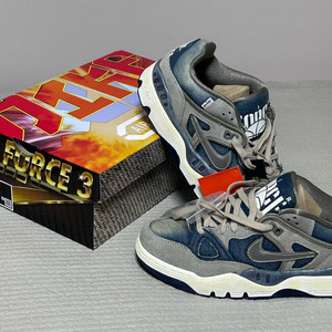 나이키x리바이스x니고 에어포스3 275mm