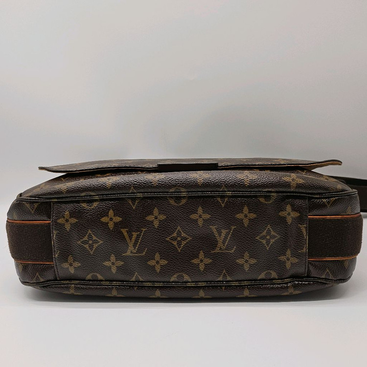 정품 루이비통 보부르 메신저백--5