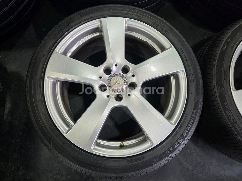 벤츠 W212 E클래스 18인치 정품 휠타이어--4