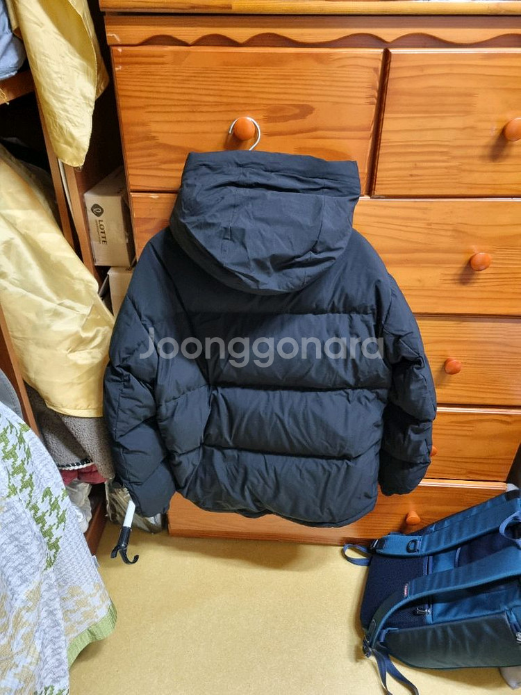 정품 네파 패딩 팝니다.--9