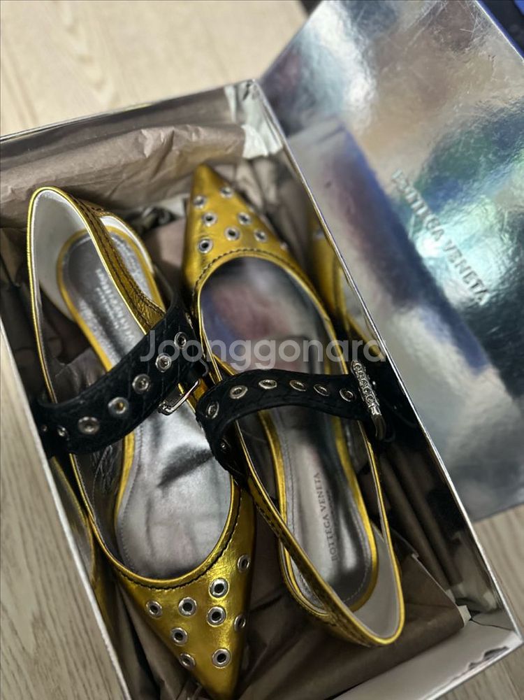 보테가베네타 플랫슈 37 새제품--1